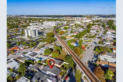 533 E 23rd St, Hialeah, FL 33013 - Photo 29