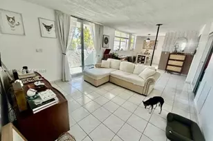 7900 Tatum Waterway Dr, Miami Beach, FL 33141 - Photo 7