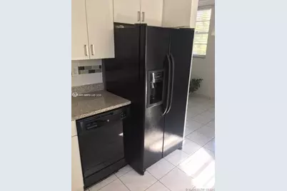 7900 Tatum Waterway Dr #214, Miami Beach, FL 33141 - Photo 11