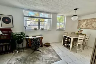 7900 Tatum Waterway Dr, Miami Beach, FL 33141 - Photo 5