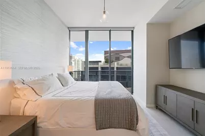 1000 Brickell Plz #PH5005, Miami, FL 33131 - Photo 15