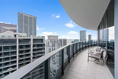 1000 Brickell Plz #PH5005, Miami, FL 33131 - Photo 35