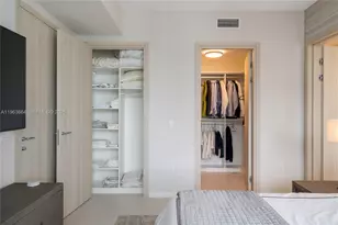 1000 Brickell Plaza, Miami, FL 33131 - Photo 19