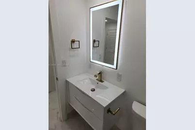 18450 NW 56th Pl, Miami Gardens, FL 33055 - Photo 29