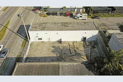 9795 NW 7th Ave, Miami, FL 33150 - Photo 21