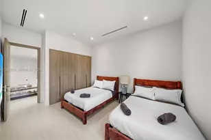 19701 NE 21st Ct, Miami, FL 33179 - Photo 37