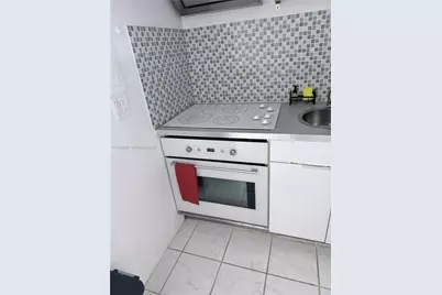 7904 West Dr #411, North Bay Village, FL 33141 - Photo 3