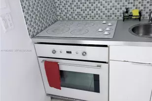 7904 West Dr, North Bay Village, FL 33141 - Photo 3