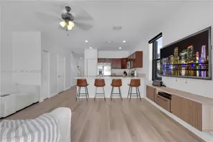 9393 W 33rd Way, Hialeah, FL 33018 - Photo 11
