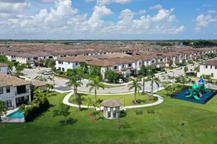 9393 W 33rd Way, Hialeah, FL 33018 - Photo 31