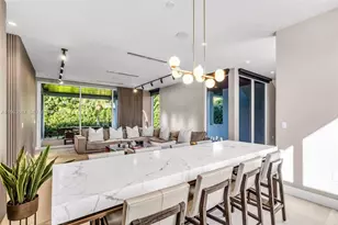 285 W Mashta Dr, Key Biscayne, FL 33149 - Photo 7