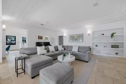 744 Lakeview Dr, Miami Beach, FL 33140 - Photo 13
