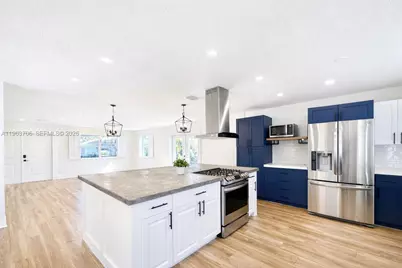 21970 SW 97th Ct, Cutler Bay, FL 33190 - Photo 5