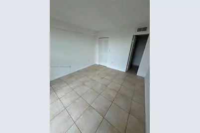 11790 SW 18th St #304-3, Miami, FL 33175 - Photo 7