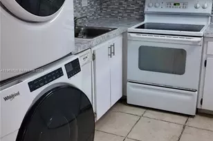 3777 NW 78th Ave, Davie, FL 33024 - Photo 3