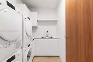 5 Grove Isle Dr, Miami, FL 33133 - Photo 21