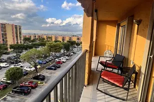 4717 NW 7th St, Miami, FL 33126 - Photo 5