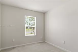 323 Raspberry Rd, Fort Pierce, FL 34981 - Photo 19