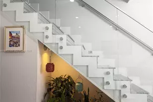 1305 W 53rd St, Hialeah, FL 33012 - Photo 15