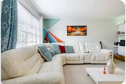 1305 W 53rd St #102, Hialeah, FL 33012 - Photo 3