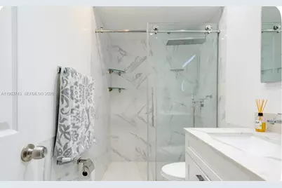 1305 W 53rd St #102, Hialeah, FL 33012 - Photo 9