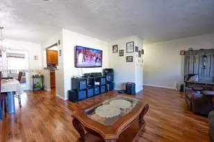 9906 Westwood Dr, Tamarac, FL 33321 - Photo 3