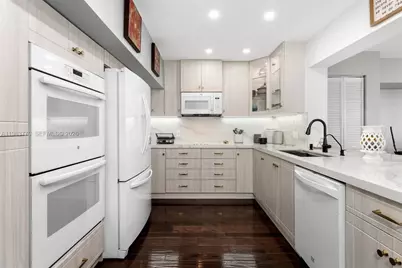 714 NW 134th Pl, Miami, FL 33182 - Photo 15