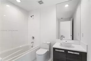 2950 NE 188th St, Aventura, FL 33180 - Photo 27