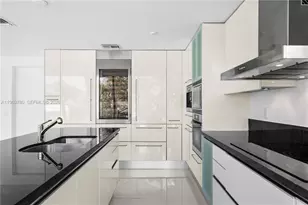 2950 NE 188th St, Aventura, FL 33180 - Photo 7