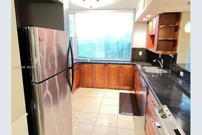 6800 Cypress Rd #101, Plantation, FL 33317 - Photo 5