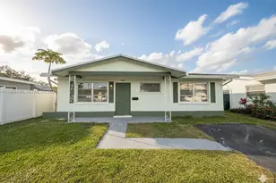 5404 NW 26th Rd, Tamarac, FL 33309 - Photo 1