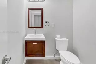 19380 Collins Ave, Sunny Isles Beach, FL 33160 - Photo 11