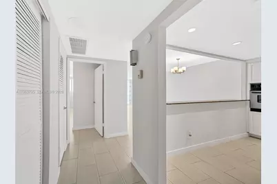 19380 Collins Ave #1005, Sunny Isles Beach, FL 33160 - Photo 3