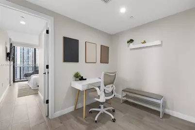 45 SW 9th St #2803, Miami, FL 33130 - Photo 23