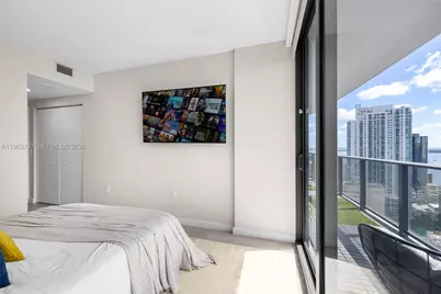 45 SW 9th St #2803, Miami, FL 33130 - Photo 31