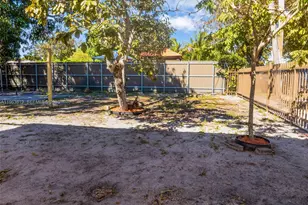 12210 NW 10th Ave, North Miami, FL 33168 - Photo 35