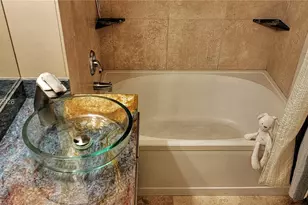 2891 NE 185th St, Aventura, FL 33180 - Photo 7