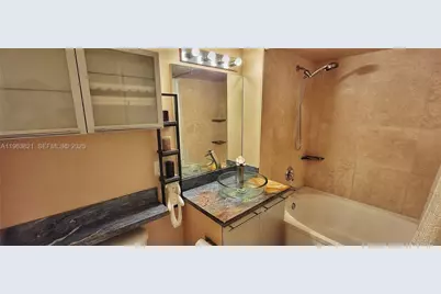 2891 NE 185th St #1002, Aventura, FL 33180 - Photo 5