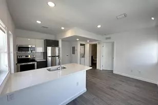 1560 Euclid Ave, Miami Beach, FL 33139 - Photo 1