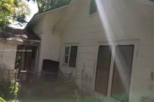 331 NE 9th Ave, Ocala, FL 34470 - Photo 3