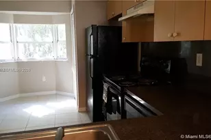 1260 SE 31st Ct, Homestead, FL 33035 - Photo 5