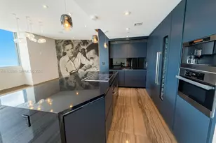 92 SW 3rd St, Miami, FL 33130 - Photo 15