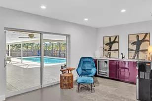 840 S Southlake Dr, Hollywood, FL 33019 - Photo 9