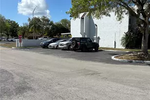 6512 Kendale Lakes Dr, Miami, FL 33183 - Photo 17