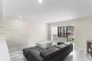 3973 NE 167th St, North Miami Beach, FL 33160 - Photo 7