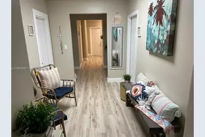 45 Curtiss Pkwy, Miami Springs, FL 33166 - Photo 3