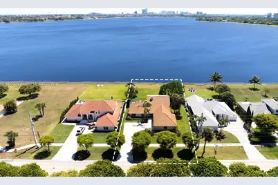 3600 N Shore Dr, West Palm Beach, FL 33407 - Photo 1