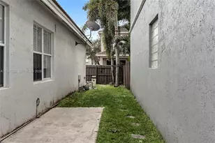 11270 NW 48th Terrace, Doral, FL 33178 - Photo 43