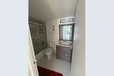 16950 W Dixie Hwy A526 Hwy #A 526, North Miami Beach, FL 33160 - Photo 7