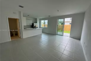 738 SE 13th Ct, Homestead, FL 33034 - Photo 5